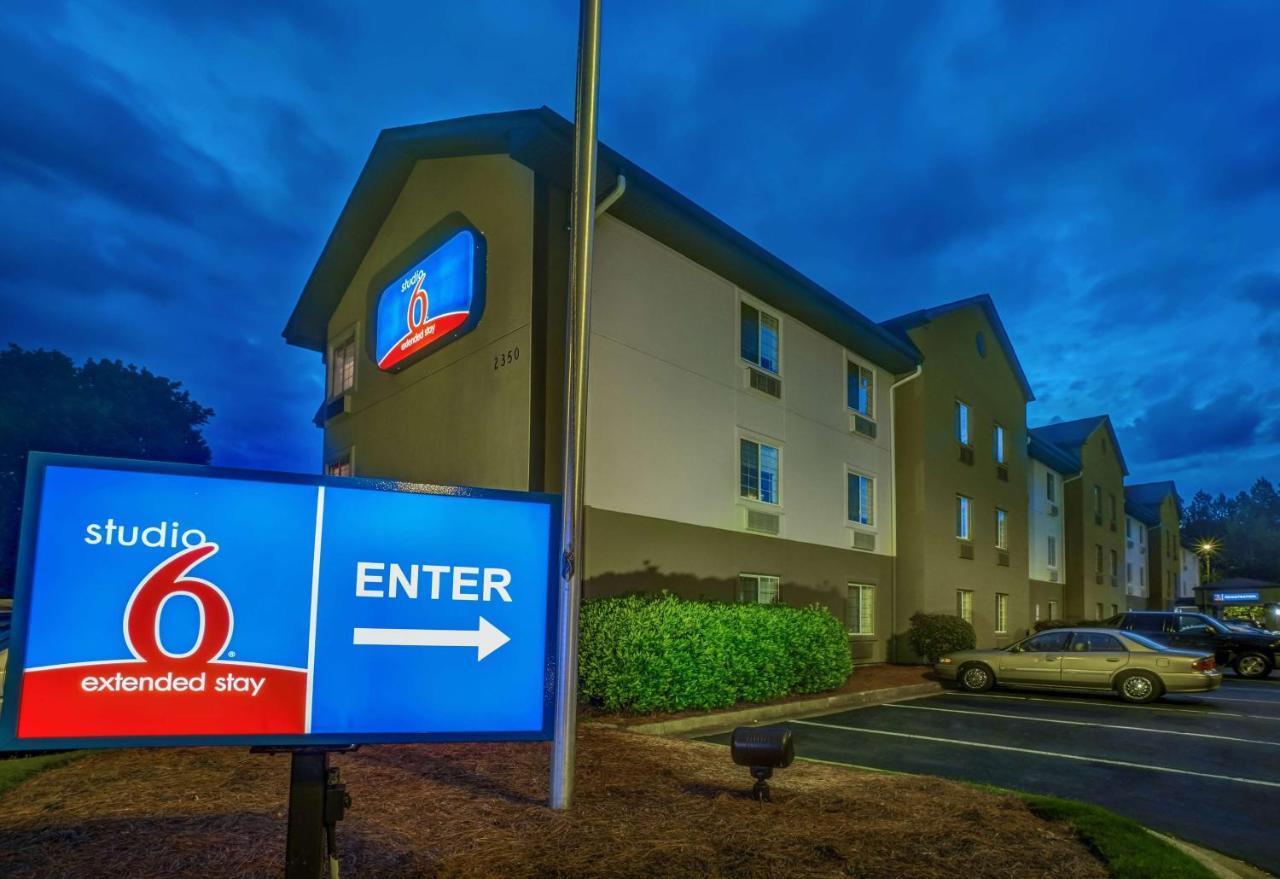 Studio 6 Duluth Ga Near Gas South District Exterior foto